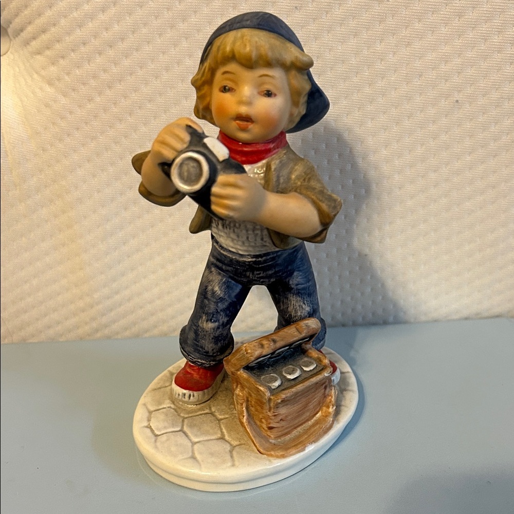 Goebel Hummel 1976